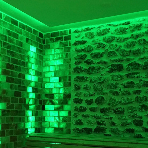 Heilsalzgrotte modern und rustikal